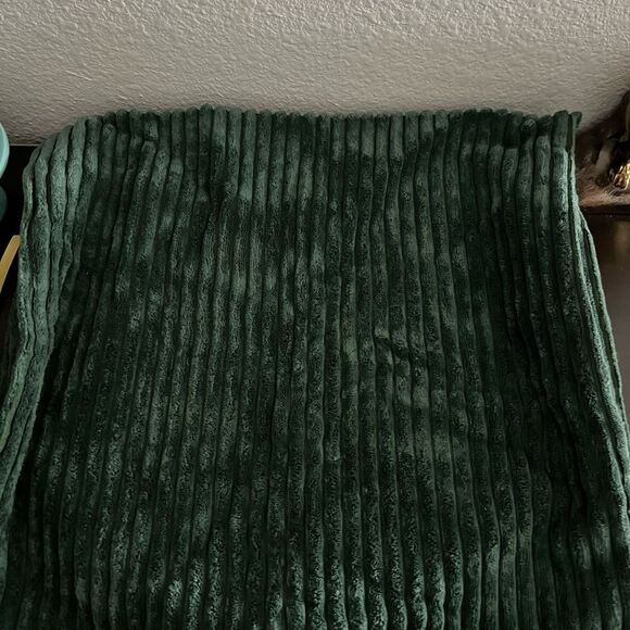 Throw Pillow Covers Set 16" x 16" (Pack of 2) Army Green Holidays NIB By Miulee - Picture 1 of 5